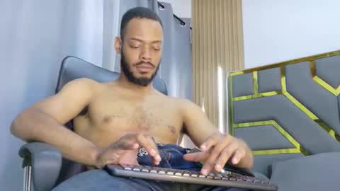 Oliver online show from 04-24-26, 06:32