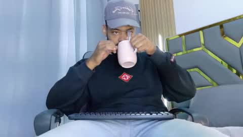 Oliver online show from 04-26-26, 05:54