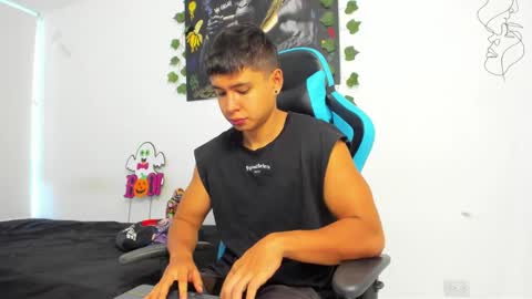 Oliver bray online show from 01-21-25, 12:29