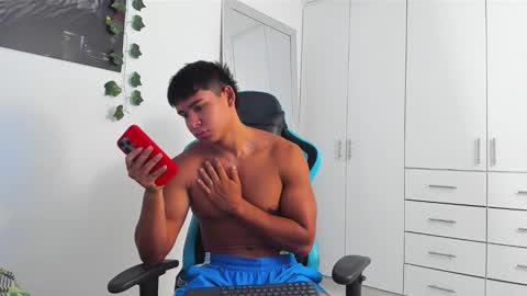 Oliver bray online show from 09-11-25, 03:34