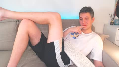 Oliver online show from 02-07-25, 03:30