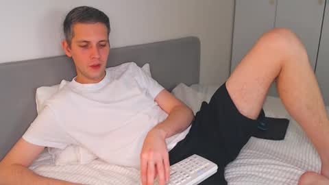 Oliver online show from 11-02-25, 06:10