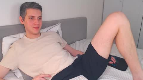 Oliver online show from 03-19-26, 10:30