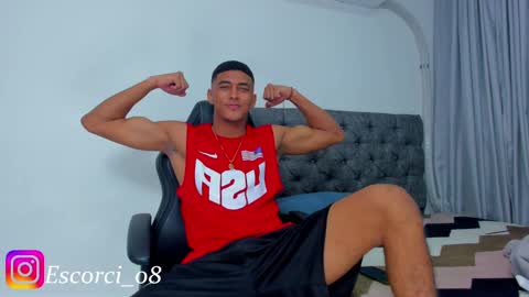 oliver_smith_2 online show from 12-20-24, 04:36