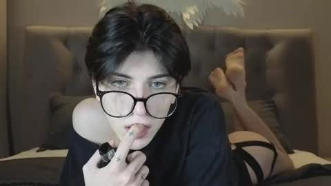 Snapshot of oliver_star_boy chatting on 01-06-26, 03:32 oliver online show from 01-06-26, 03:32