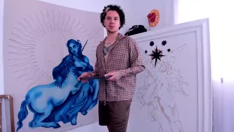 Snapshot of oliver_usher chatting on 01-12-25, 03:25 Mr Blue Sky online show from 01-12-25, 03:25