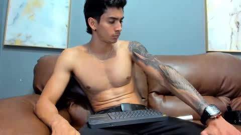 Oliver bennet online show from 12-10-24, 01:00