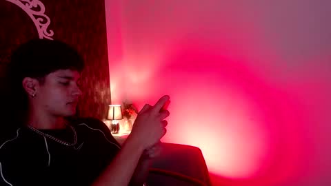 Snapshot of olivermorgan69 chatting on 01-21-25, 05:51 Oliver online show from 01-21-25, 05:51