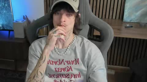 oliverrgroove online show from 04-24-26, 02:41