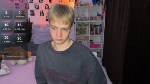 oliver online show from 11-19-25, 12:43