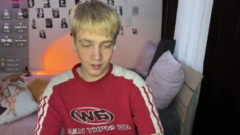 oliver online show from 12-03-25, 12:36