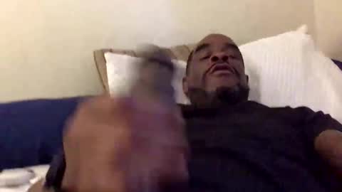 olivertwist1273 online show from 12-31-24, 05:29