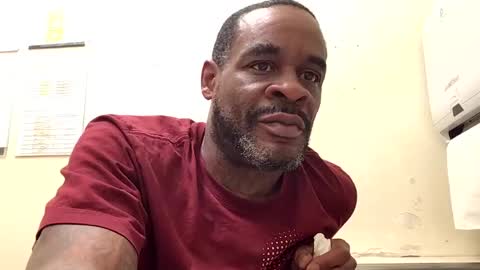 olivertwist1273 online show from 02-18-25, 03:10