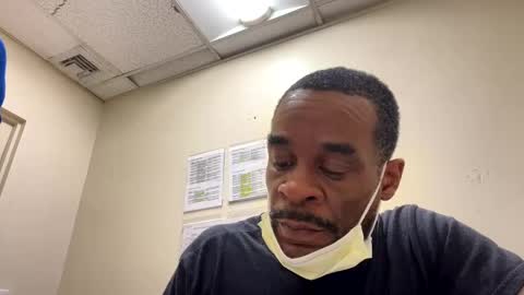 Snapshot of olivertwist73 chatting on 01-01-25, 04:29 olivertwist73 online show from 01-01-25, 04:29