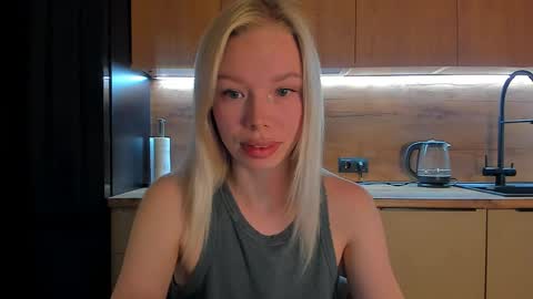 Snapshot of olivia_bells chatting on 05-07-26, 09:20 Olivia 3 online show from 05-07-26, 09:20