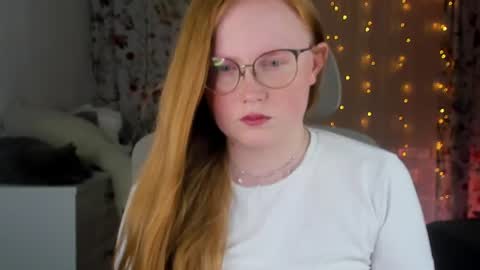 Snapshot of olivia_date chatting on 06-24-26, 05:01 Olivia Date online show from 06-24-26, 05:01