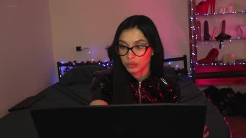 Olivia Faye online show from 03-25-26, 04:13