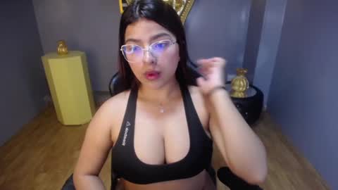 Olivia online show from 10-11-25, 08:07