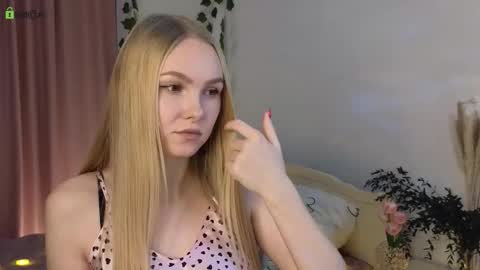 Oliva online show from 01-13-26, 06:57