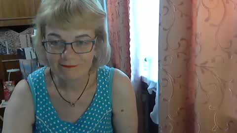 Snapshot of olivia_mia25 chatting on 06-20-26, 07:55 Olivia Mia online show from 06-20-26, 07:55