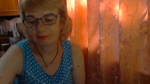Snapshot of olivia_mia25 chatting on 06-21-26, 03:25 Olivia Mia online show from 06-21-26, 03:25