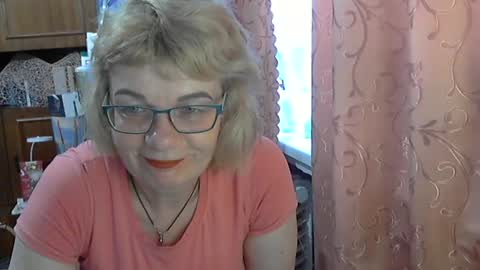 Snapshot of olivia_mia25 chatting on 06-22-26, 05:48 Olivia Mia online show from 06-22-26, 05:48