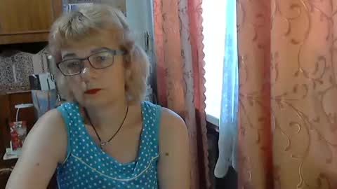 Snapshot of olivia_mia25 chatting on 06-26-26, 07:57 Olivia Mia online show from 06-26-26, 07:57
