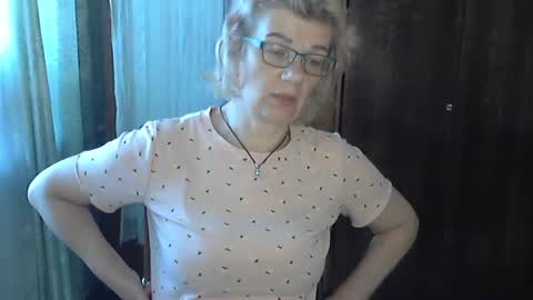 Snapshot of olivia_mia25 chatting on 07-02-26, 08:20 Olivia Mia online show from 07-02-26, 08:20
