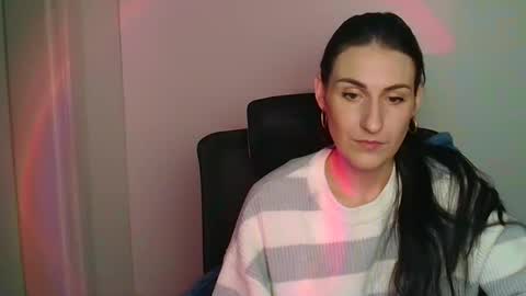 Olivia online show from 03-31-26, 07:20