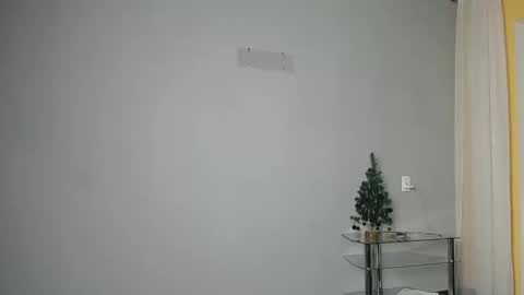 Olivia online show from 01-30-25, 11:45