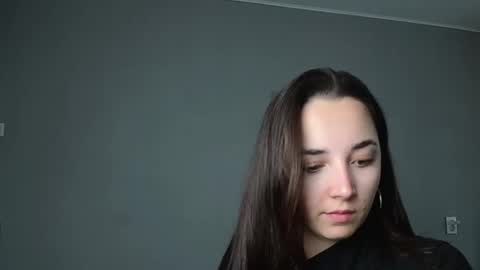 Olivia online show from 05-30-26, 10:23