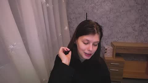 Olivia online show from 01-05-25, 07:49