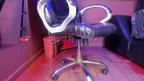   online show from 02-09-25, 01:03