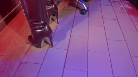   online show from 02-21-25, 01:33