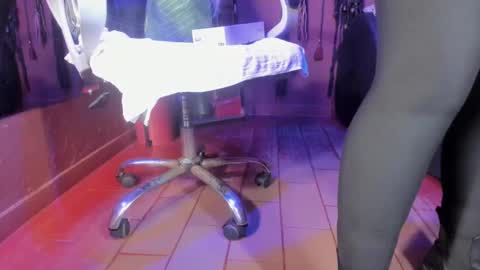   online show from 02-22-25, 01:13