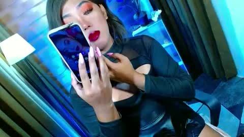 Miss OLIVIA online show from 05-23-26, 08:40