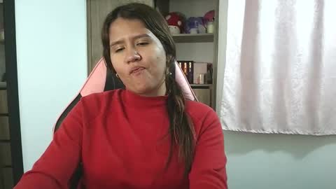 Olivia online show from 10-20-25, 08:53