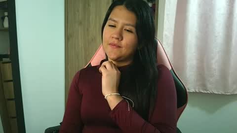 Olivia online show from 12-01-25, 12:32