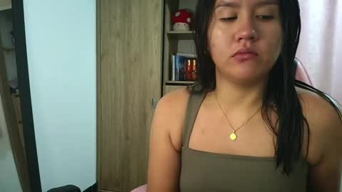 Olivia online show from 01-16-26, 01:04