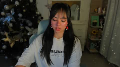 Olivia online show from 11-30-25, 09:24