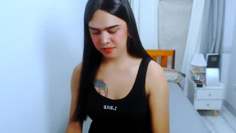 olivia_xxo online show from 07-15-26, 11:59
