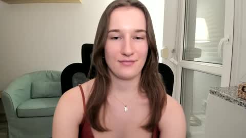 Oliwiaa2004 online show from 12-05-24, 10:45