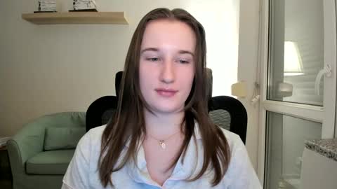 Oliwiaa2004 online show from 12-11-24, 06:20