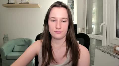 Oliwiaa2004 online show from 02-02-25, 10:49