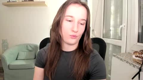 Oliwiaa2004 online show from 02-09-25, 06:26