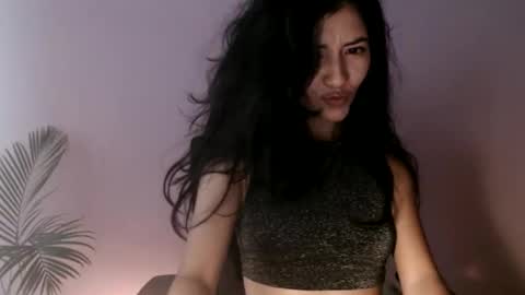 Snapshot of oliviaaa__ chatting on 04-30-26, 10:03 oliviaaa__ online show from 04-30-26, 10:03