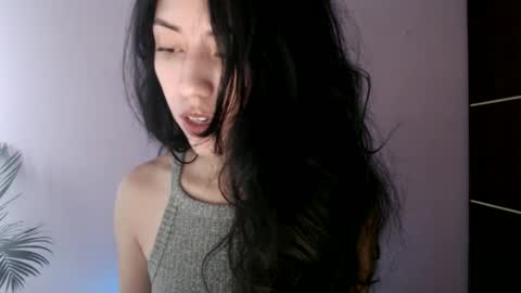 Snapshot of oliviaaa__ chatting on 05-20-26, 04:57 oliviaaa__ online show from 05-20-26, 04:57
