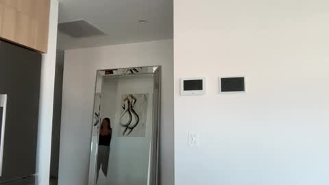 Snapshot of oliviabrookess chatting on 12-04-25, 02:10 Olivia Brookes online show from 12-04-25, 02:10