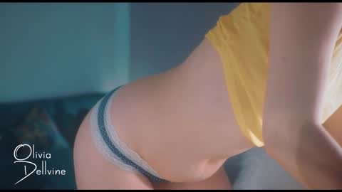 Snapshot of oliviadellvine chatting on 11-06-25, 01:06 Olivia online show from 11-06-25, 01:06