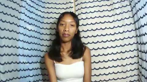 oliviah27 online show from 12-01-25, 08:36